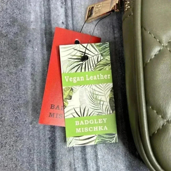 Badgley Mischka Crossbody Phone Bag Olive Green Quilted Vegan Leather - Picture 4 of 9